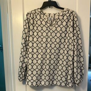 Time and Tru Long Sleeve Graphic Blouse